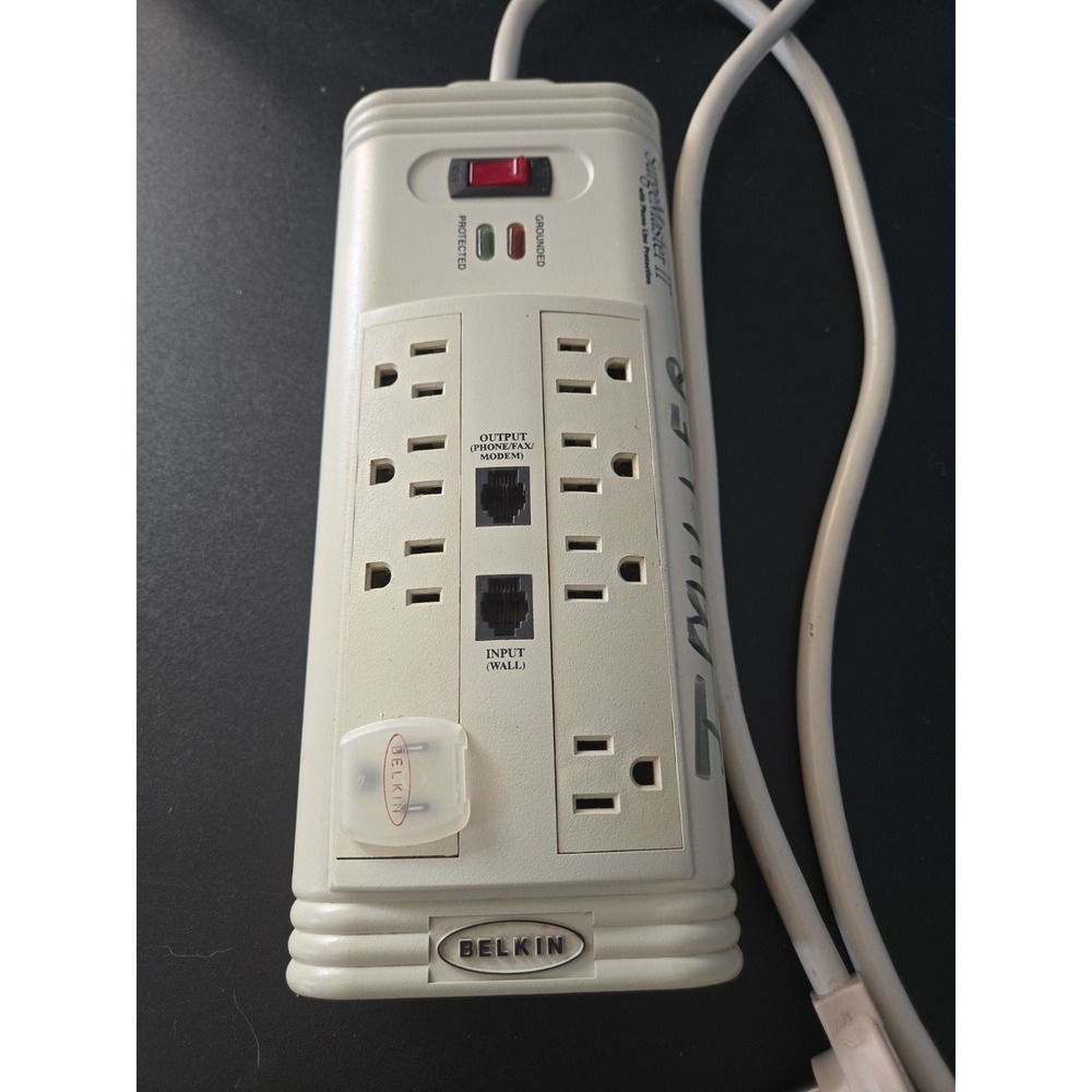 BELKIN 8 OUTLET SURGE PROTECTOR POWER STRIP MODEL #F5C595-TEL